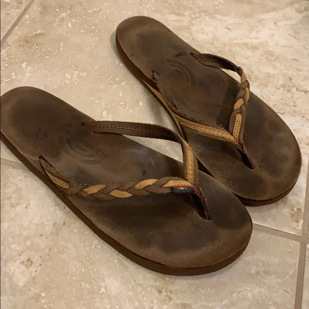 women’s rainbow flip flops